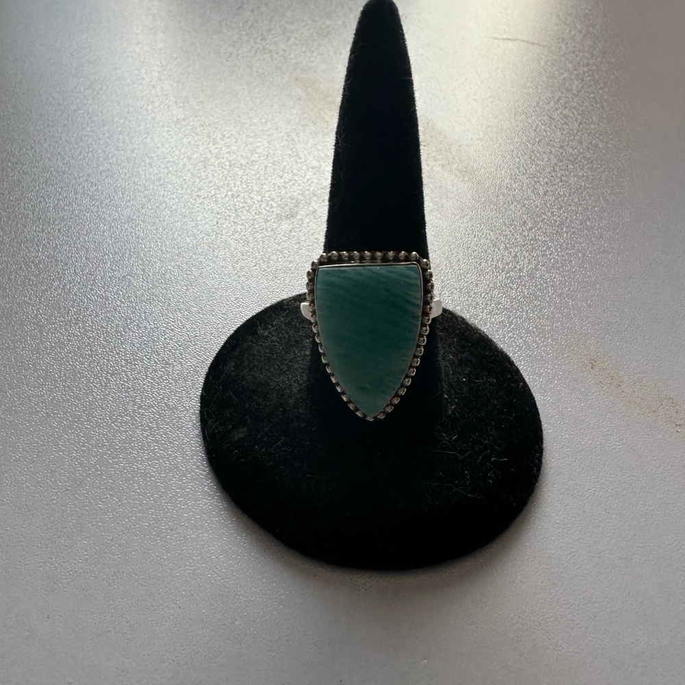 Solid Sterling Silver Ring 925 Size 7 - image 4